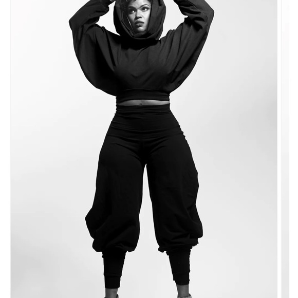 Onion “miss auntie’s pants” in evergreen knit - Picture 7 of 7